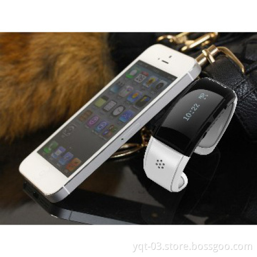Supports voice communication bluetooth smart watch